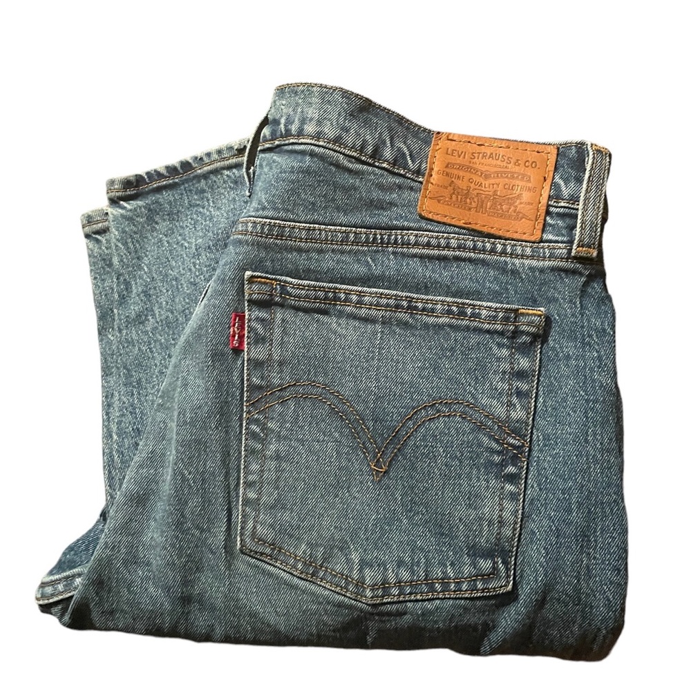 Levi’s Premium Denim, Wedgie ankle fit